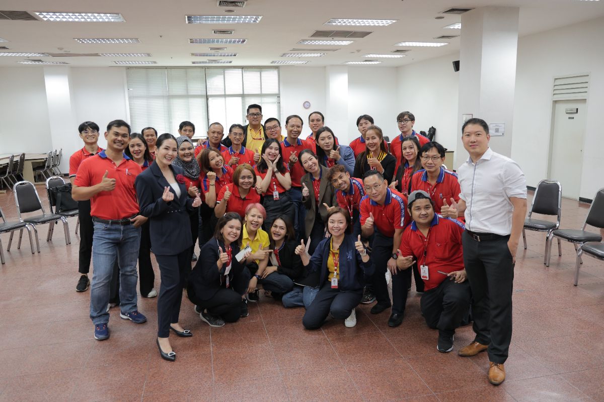 ภาพบรรยากาศ คลาสอบรมพนักงานในองค์กร | Pitching for Life