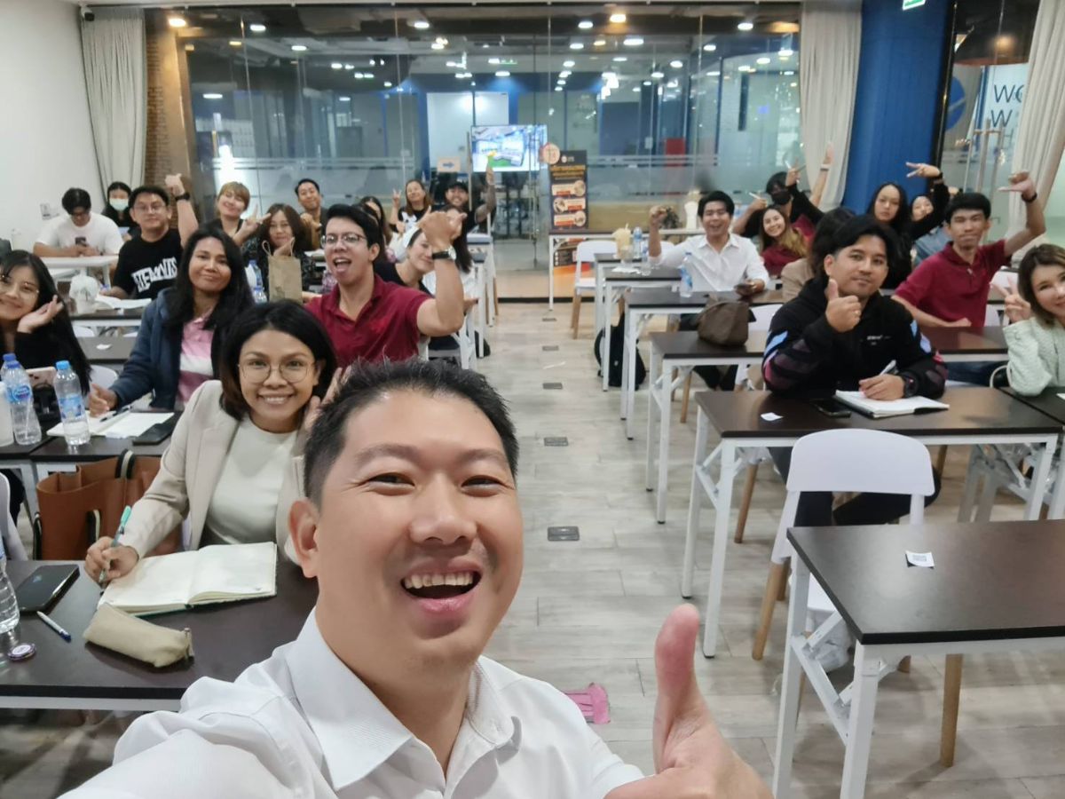 ภาพบรรยากาศ คลาสอบรมพนักงานในองค์กร | Pitching for Life